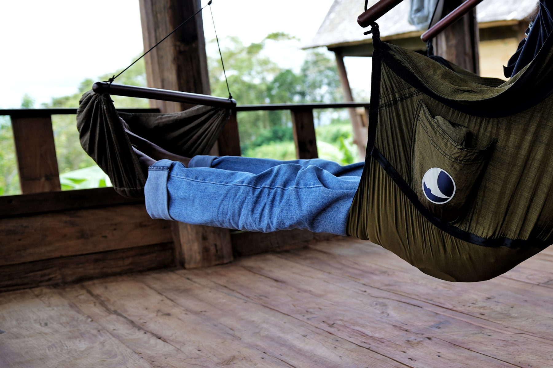 HOME HANGING CHAIR - Stilvoller Hängesessel für Zuhause & Terrasse