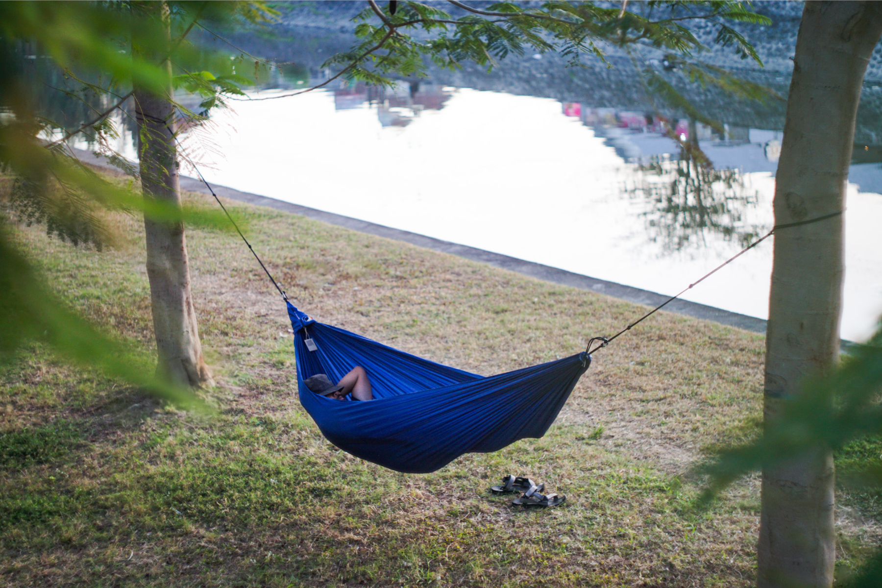 TRAVEL HAMMOCK Compact – Léger, robuste et toujours avec vous