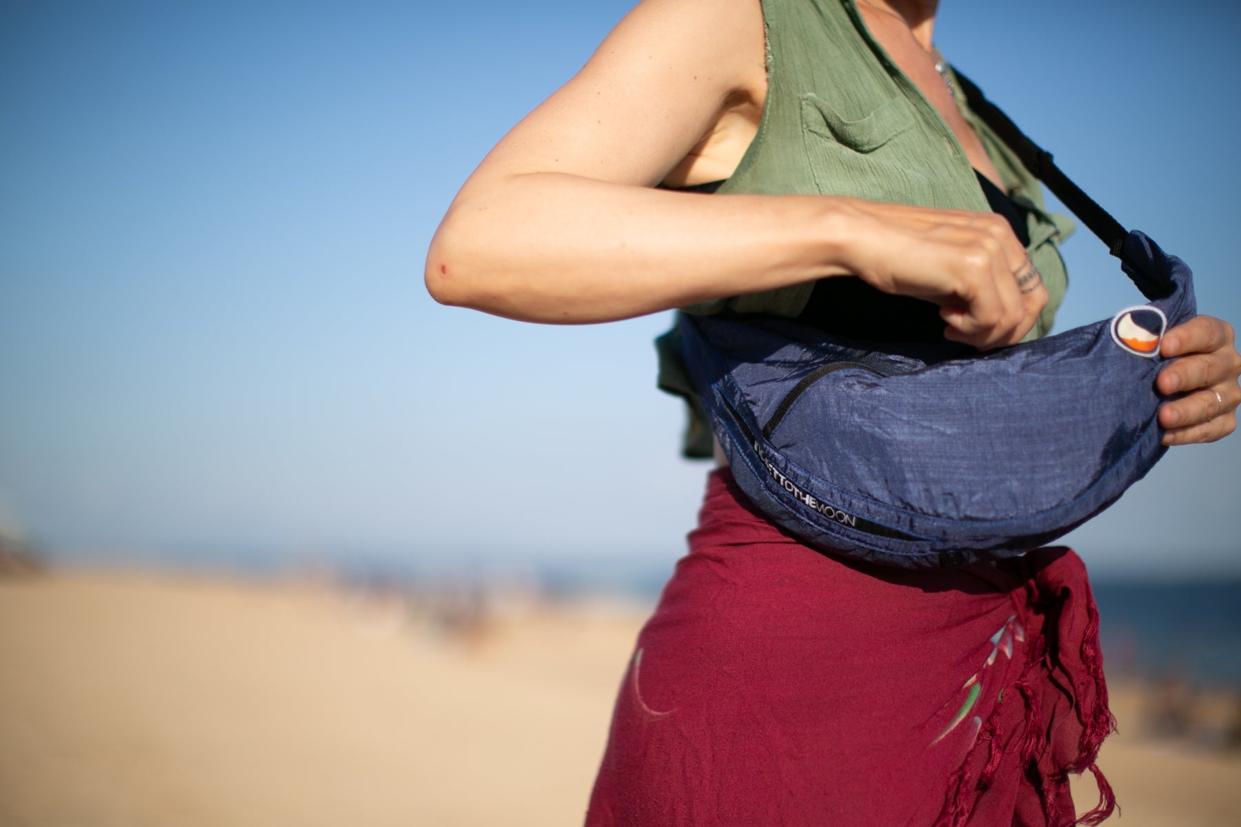 SLING BAG Premium – Leichte & stylische Umhängetasche für Alltag und Reise