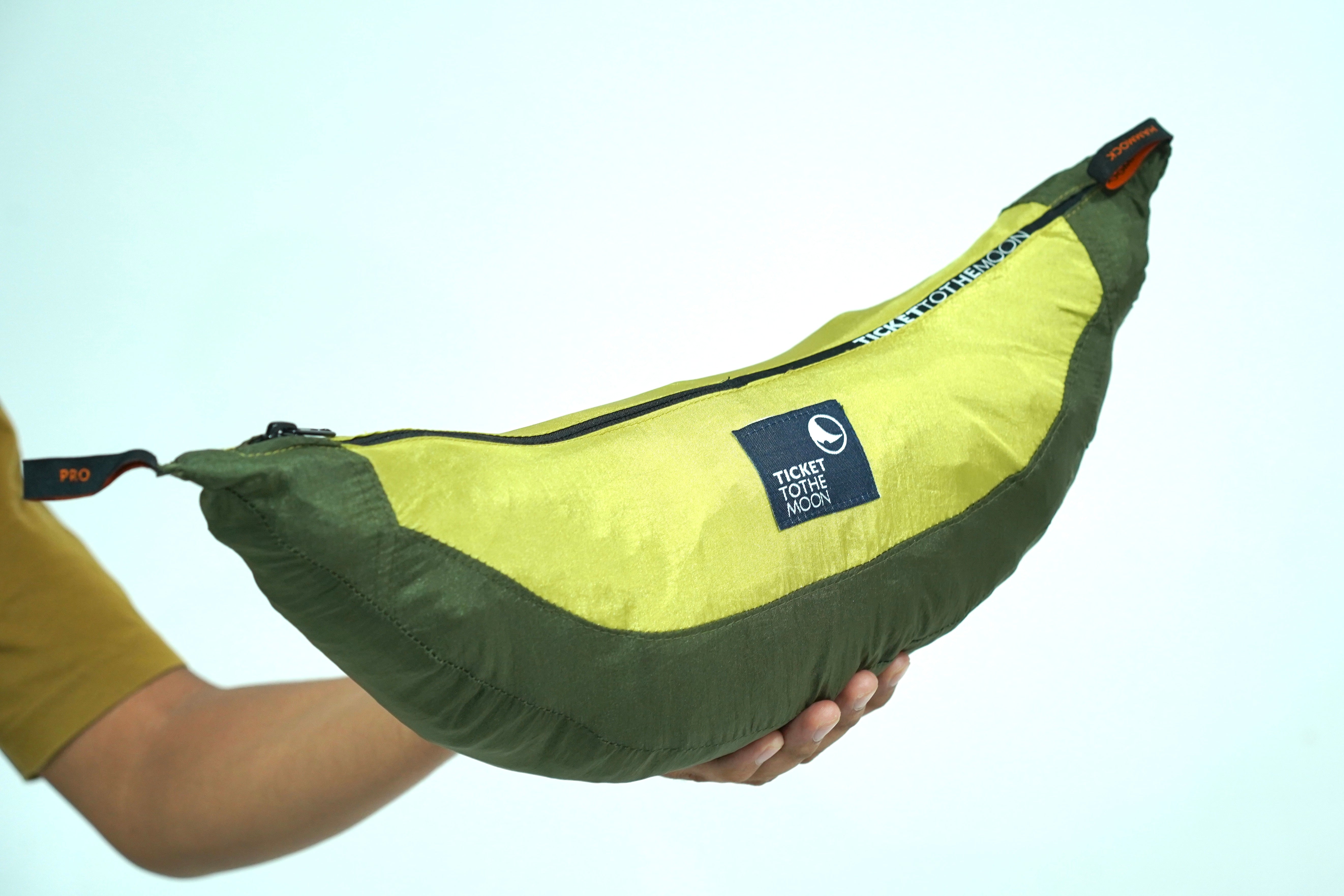 PRO HAMMOCK - Leichte Outdoor-Hängematte mit Moskitonetz
