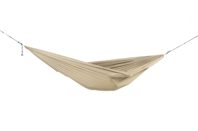 Ticket to the Moon HOME HAMMOCK in der Farbe Beige – freigestellt, von der Seite fotografiert, leicht durchhängend.