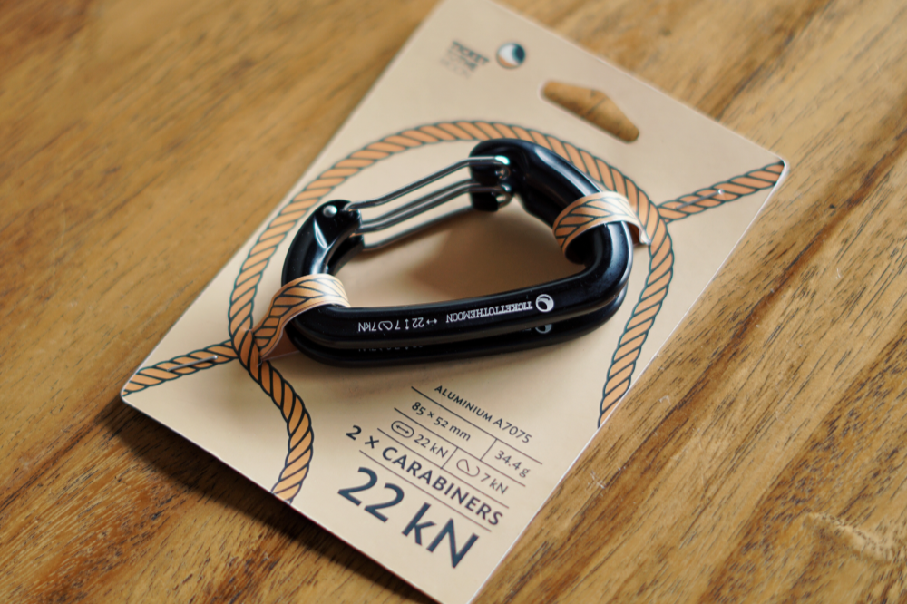 Starker Aluminium-Karabiner (22 kN) von Ticket to the Moon – ideal für Hängematten und Outdoor-Ausrüstung