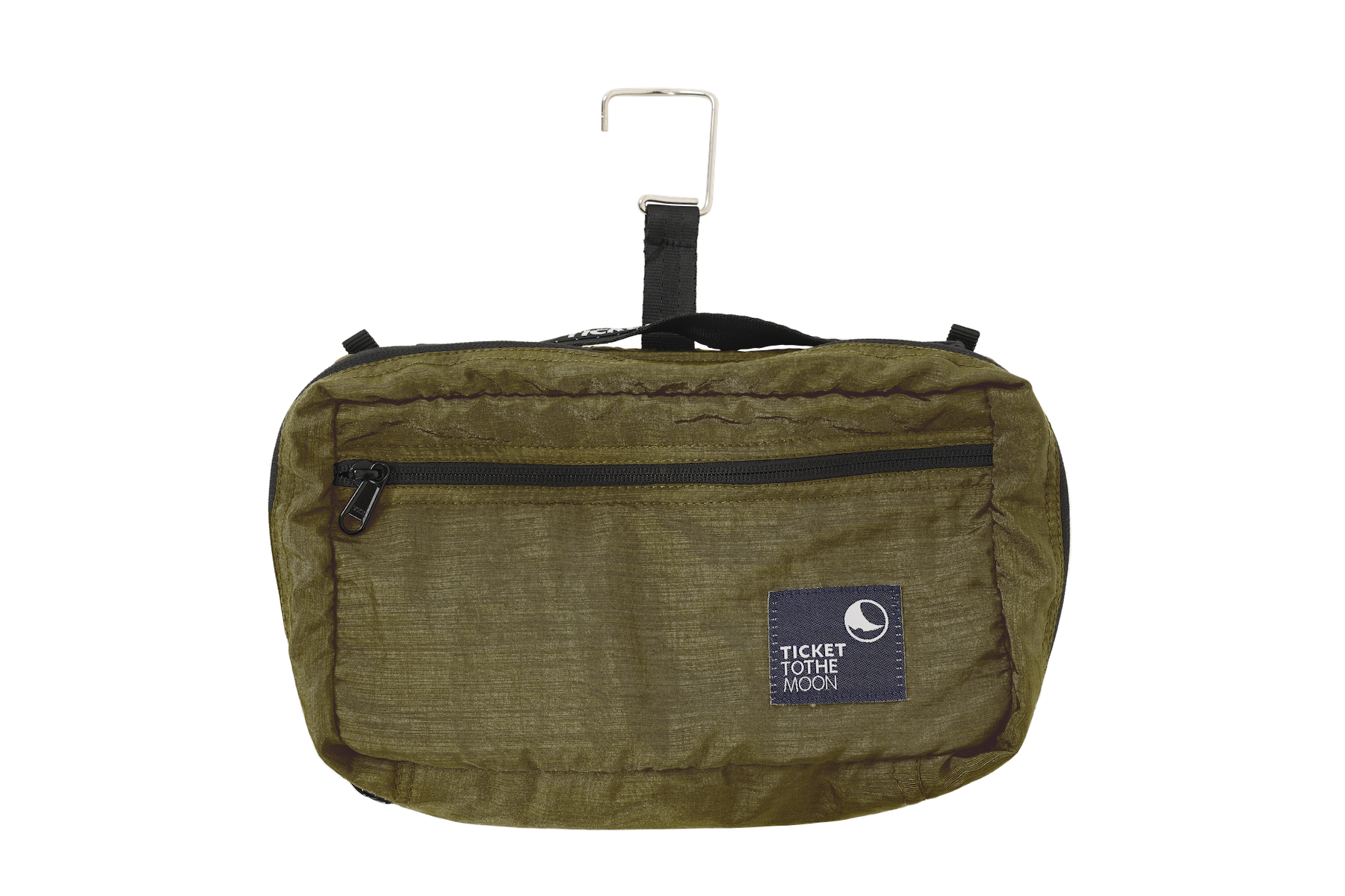 Freigestellte Washbag von Ticket to the Moon in Olivgrün mit Reißverschluss-Vortasche und praktischem Haken zum Aufhängen – ideal für Reisen und Outdoor-Abenteuer.