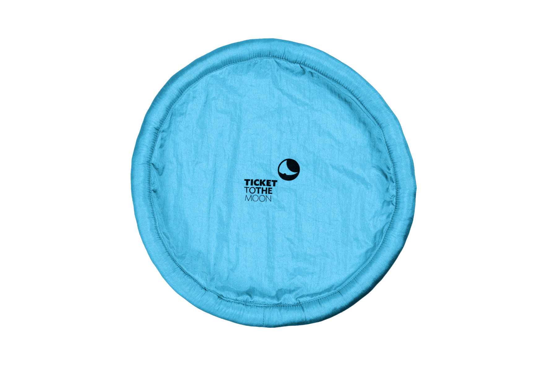 Runde blaue Wurfscheibe aus Stoff mit „Ticket to the Moon“-Logo, frontal aufgenommen.