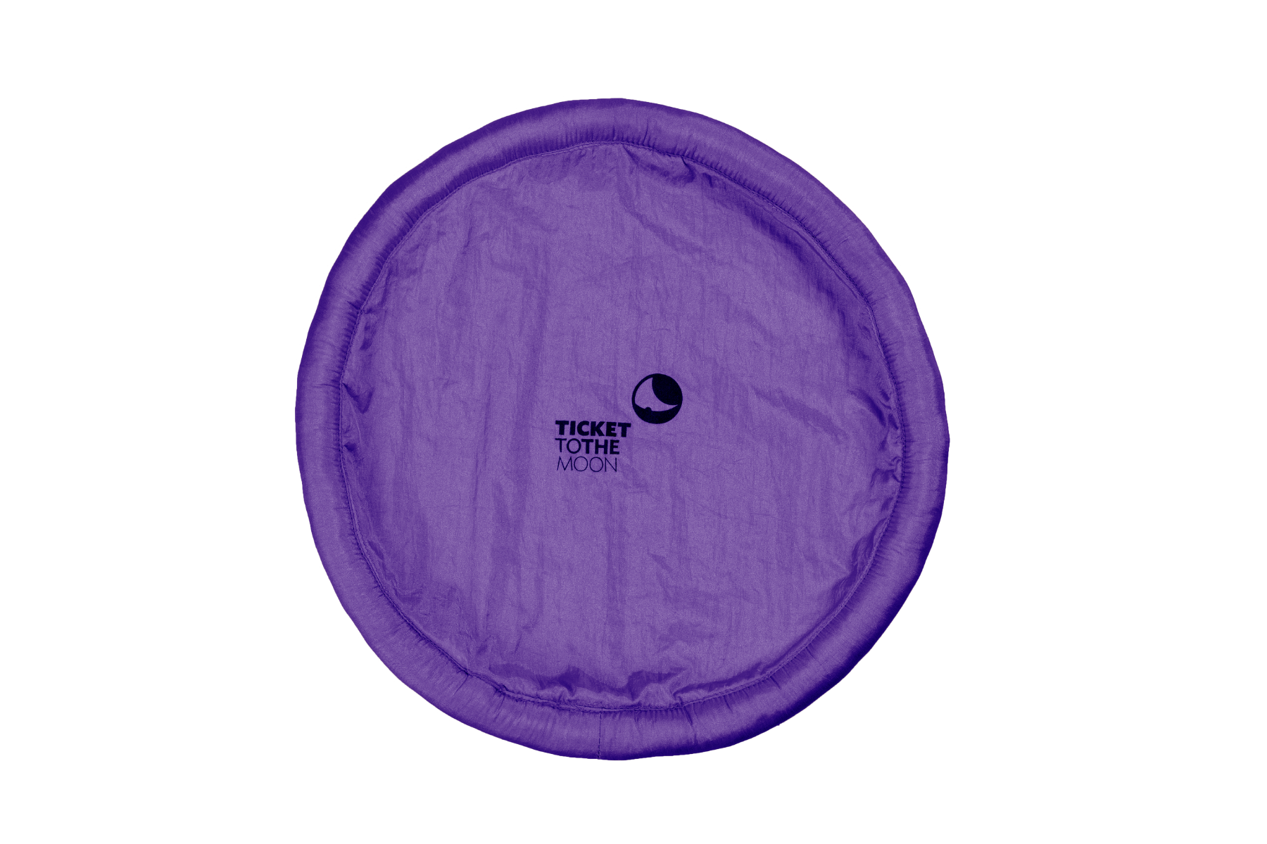 Runde lila Wurfscheibe aus Stoff mit „Ticket to the Moon“-Logo, frontal aufgenommen.