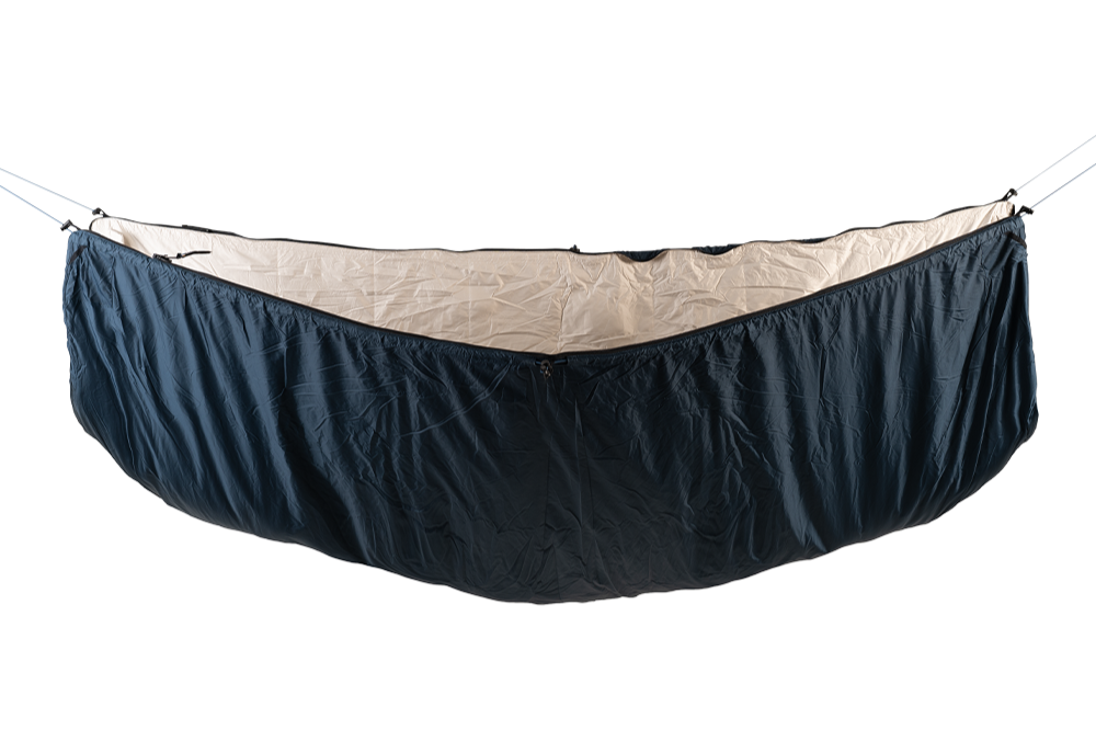TTTM Underquilt in Dunkelblau-Beige – Isolationsschicht für Hängematten, schützt zuverlässig vor Kälte von unten
